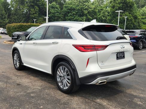 Used 2025 INFINITI QX50 Luxe AWD/4WD image 3