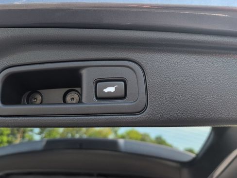 Used 2021 Honda Pilot Touring image 37