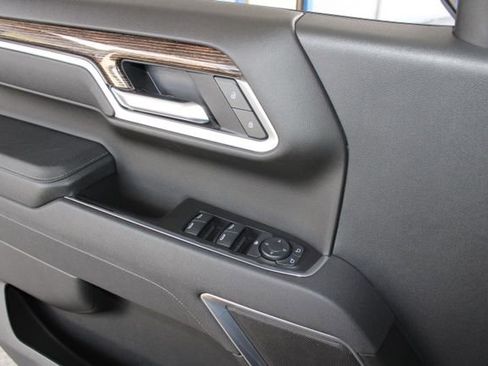 Used 2025 GMC Sierra 1500 Elevation w/ LPO, GMC Protection Package image 19