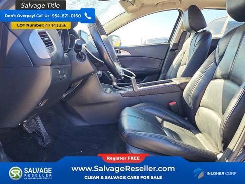 Used 2017 MAZDA MAZDA3 Touring w/ Popular Equipment Package image 9