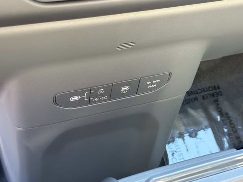 Used 2026 Kia EV9 GT-Line image 27