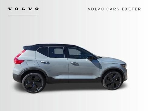 New 2026 Volvo XC40 B5 Ultra w/ Climate Package AWD/4WD image 8