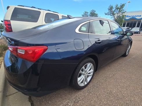 Used 2017 Chevrolet Malibu Hybrid w/ Driver Confidence Package FWD image 7