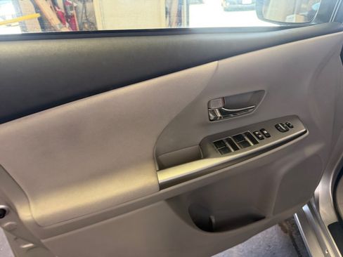 Certified 2017 Toyota Prius V Three FWD image 36