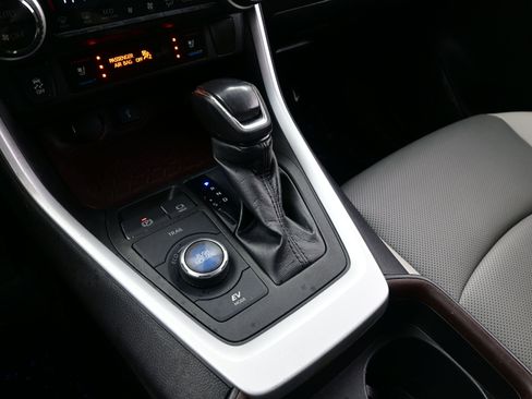 Used 2021 Toyota RAV4 Limited w/ Limited Grade Weather Package image 22