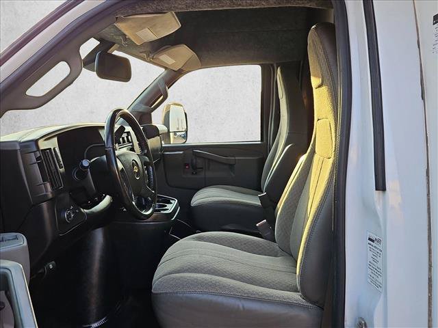Used 2021 Chevrolet Express 3500 w/ Power Convenience Package RWD image 19