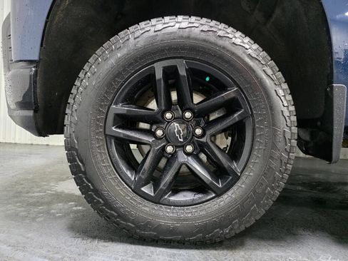 Used 2021 Chevrolet Silverado 1500 LT Trail Boss w/ Convenience Package II AWD/4WD image 7