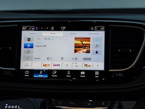 New 2026 Chrysler Pacifica Select image 15