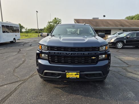 Used 2021 Chevrolet Silverado 1500 Custom AWD/4WD image 3
