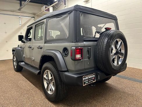 Used 2022 Jeep Wrangler Unlimited Sport AWD/4WD image 4