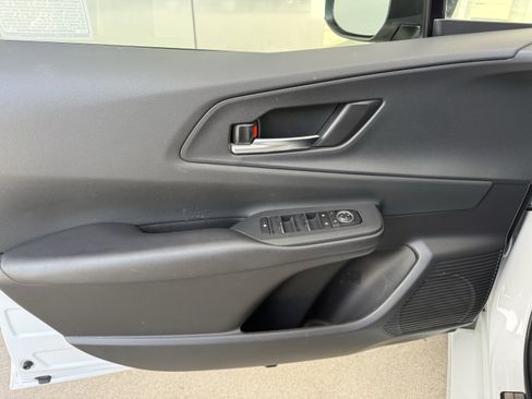 Used 2024 Toyota Prius Prime image 4