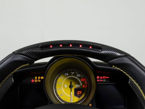 Used 2015 Ferrari 458 Speciale A RWD image 35