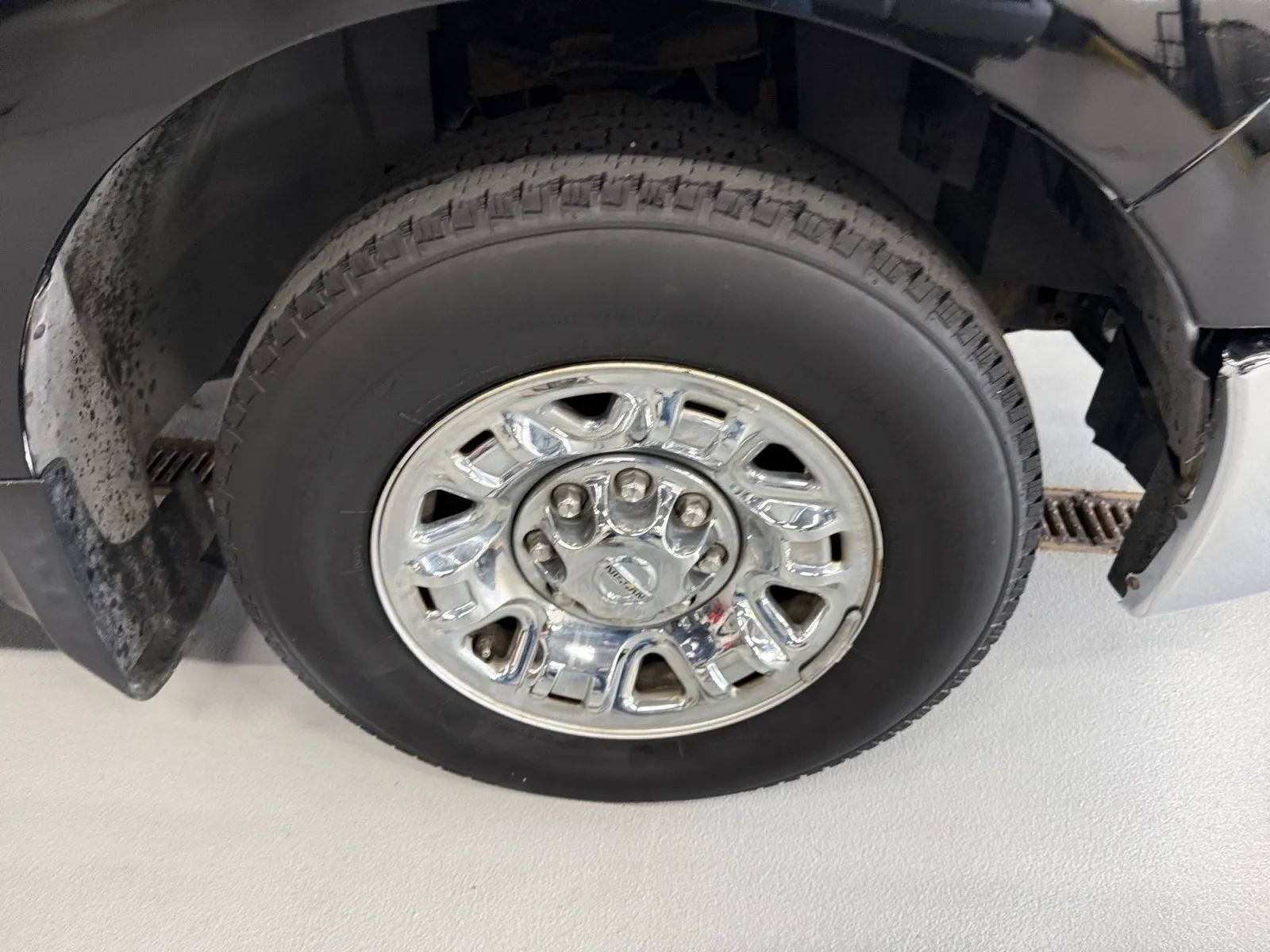 Used 2015 Nissan NV 3500 SL w/ Technology Package RWD image 42