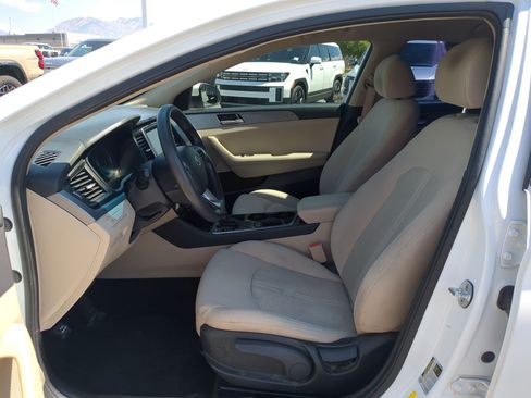 Used 2018 Hyundai Sonata SE FWD image 23