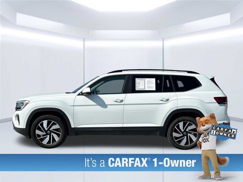 Used 2025 Volkswagen Atlas SE FWD image 3