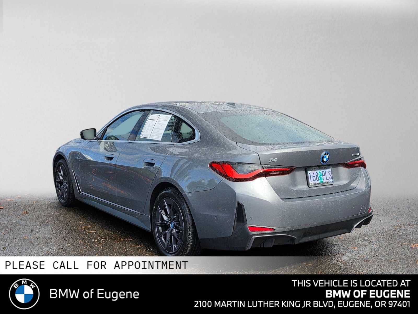 Used 2023 BMW i4 eDrive40 w/ Premium Package RWD image 5