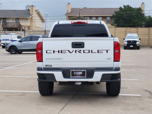 Used 2022 Chevrolet Colorado Z71 w/ Safety Package AWD/4WD image 12