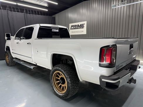 Used 2018 GMC Sierra 3500 Denali w/ Duramax Plus Package AWD/4WD image 4