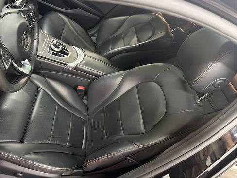 Used 2018 Mercedes-Benz C 300 Sedan w/ Premium Package image 31