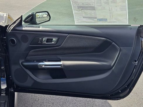 New 2026 Ford Mustang Coupe image 4