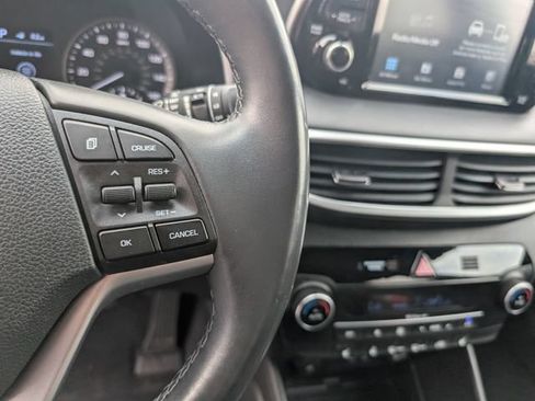 Used 2021 Hyundai Tucson Limited FWD image 17
