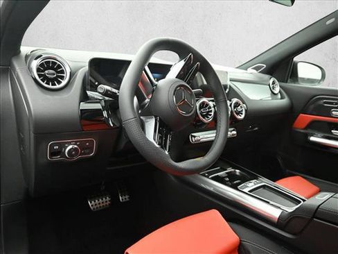 New 2026 Mercedes-Benz GLA 250 4MATIC image 10