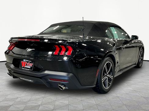 Used 2025 Ford Mustang Premium RWD image 6