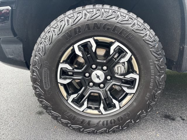 Used 2023 Chevrolet Silverado 1500 ZR2 AWD/4WD image 14