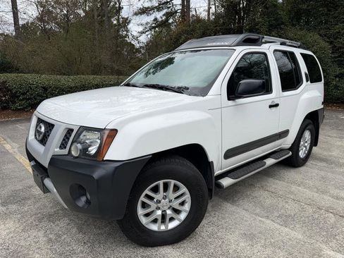 Used 2011 Nissan Xterra S w/ 4X4 Value Package image 3