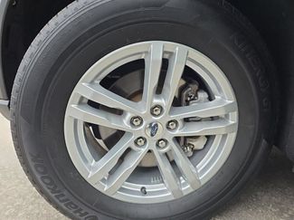 Used 2022 Ford Explorer XLT AWD/4WD video 3