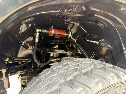 Used 2020 RAM 1500 Laramie AWD/4WD image 10