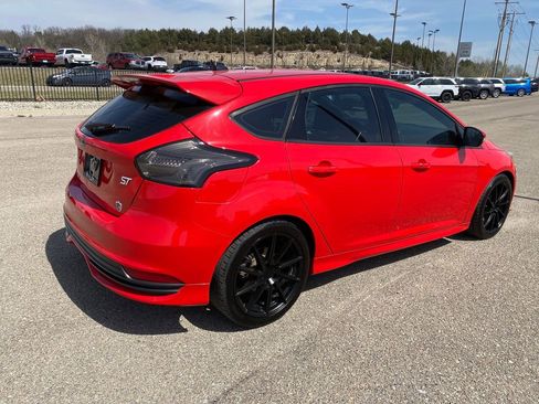 Used 2016 Ford Focus ST image 6