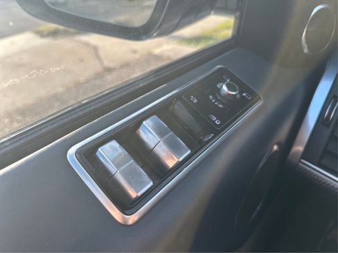 Used 2020 Land Rover Range Rover Sport HSE Dynamic image 37