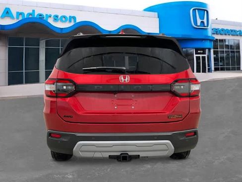 New 2025 Honda Pilot TrailSport image 4