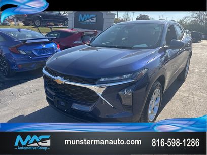 Used 2024 Chevrolet Trax LS w/ LS Convenience Package