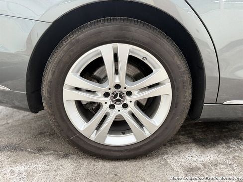 Used 2017 Mercedes-Benz S 550 4MATIC Sedan w/ Premium Package image 15