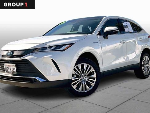 Used 2021 Toyota Venza Limited image 1