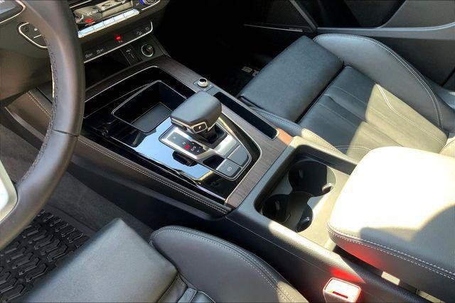 Certified 2025 Audi Q5 2.0T Premium Plus w/ Premium Plus Package AWD/4WD image 25