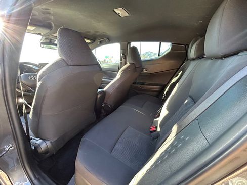 Used 2018 Toyota C-HR XLE image 13