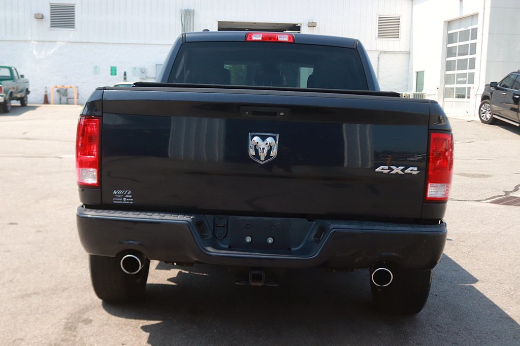 Used 2015 RAM 1500 Express AWD/4WD image 6