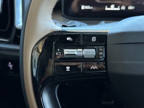 New 2026 Kia Sorento SX Prestige w/ Olive Brown Leather Package image 29