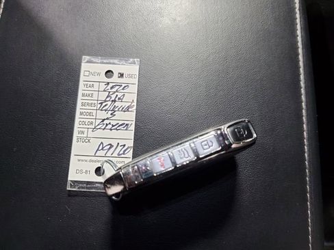 Used 2020 Kia Telluride S w/ S 8 Passenger Seating Package image 31