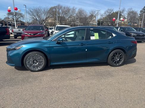 New 2026 Toyota Camry XLE AWD/4WD image 4