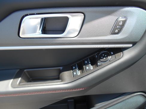 New 2026 Ford Explorer ST-Line AWD/4WD image 11