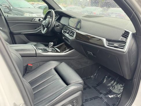 Used 2019 BMW X5 xDrive40i w/ M Sport Package AWD/4WD image 17