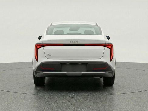 Used 2025 Kia K4 LXS image 7