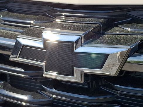 New 2026 Chevrolet Trax RS w/ Sunroof Package FWD image 15