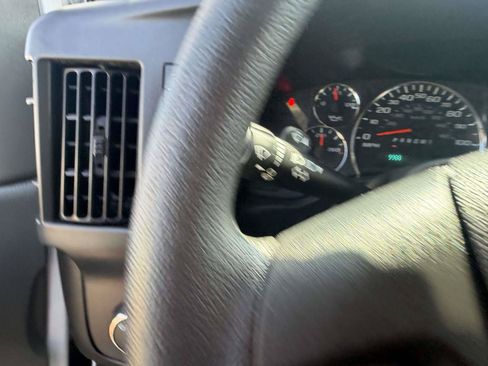 Certified 2025 Chevrolet Express 2500 w/ Driver Convenience Package RWD image 18