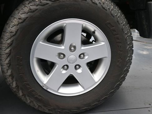 Used 2014 Jeep Wrangler Sport w/ Quick Order Package 24S AWD/4WD image 14