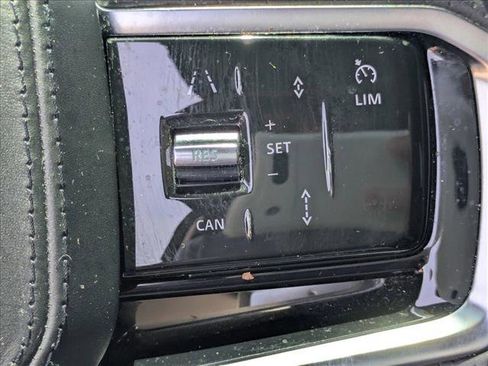 Used 2021 Land Rover Range Rover Velar R-Dynamic HSE AWD/4WD image 14
